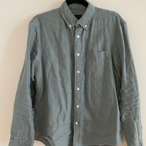 Club Monaco Linen Light Blue Button Down